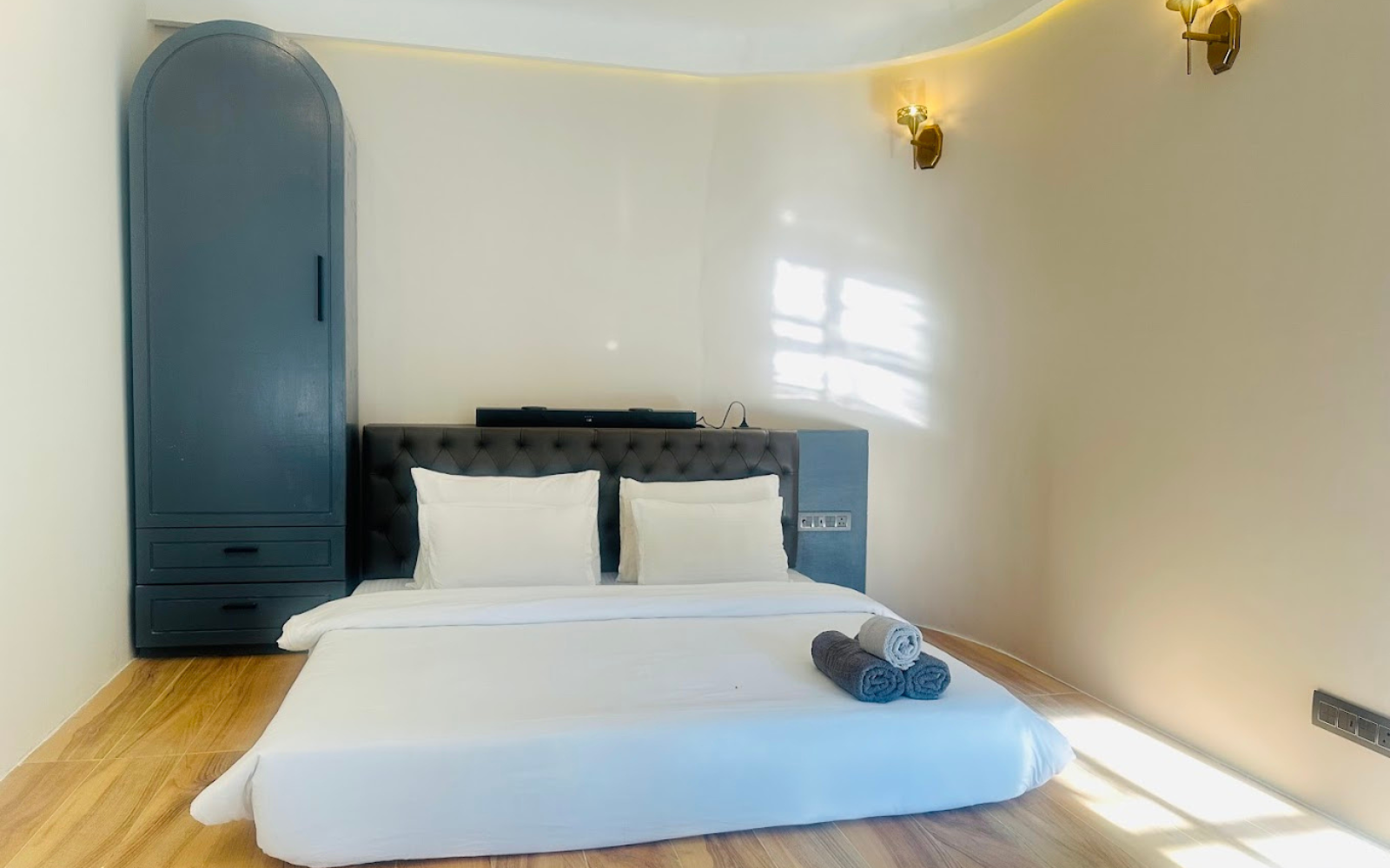 Room 1